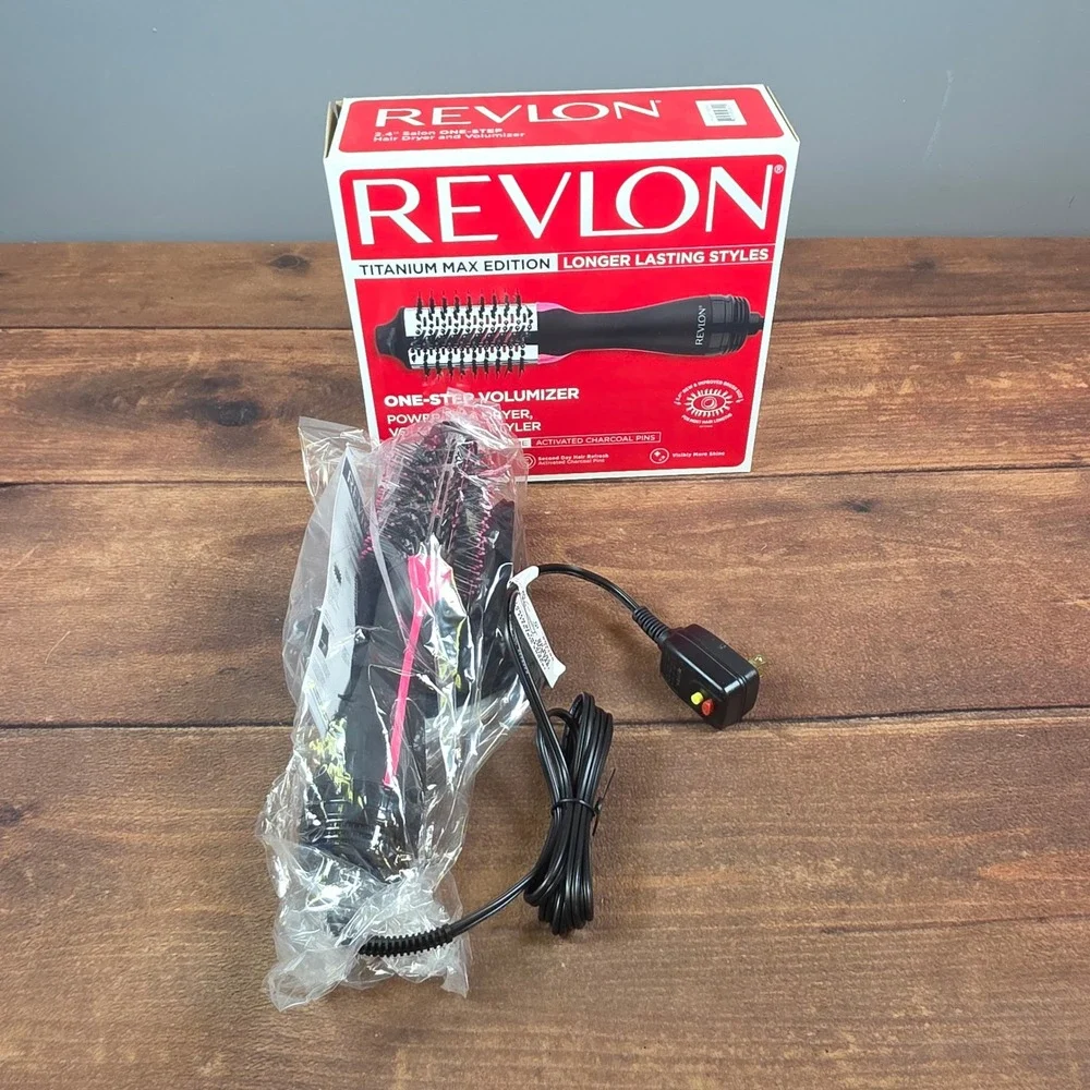 Revlon One-Step Volumizer Hair Dryer Titanium Max RVDR5282CT Black Pink Good